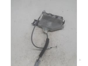 Begagnade Dörrmekanism, 4-dörrars, höger bak Peugeot 208 II (UB/UH/UP) 1.2 Vti 12V PureTech 100 Pris € 63,00 Marginaltabell erbjuds av Reclycar De Boer BV