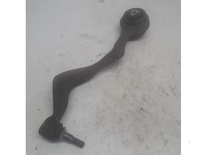 Front lower wishbone, left from a BMW 3 serie (E90) 320d 16V 2011