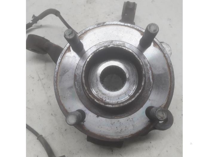 Front wheel hub Ford EcoSport 1.5 TDCi EcoBlue - 2444962