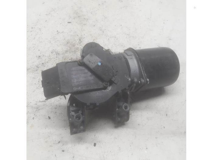 Front wiper motor from a Peugeot 107 1.0 12V 2007