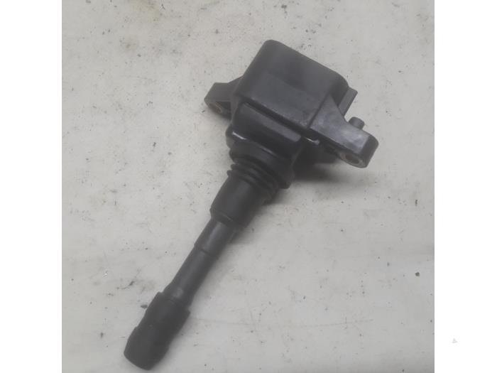 Usagé Bobine Renault Megane III Grandtour (KZ) 1.4 16V TCe 130 Prix € 15,75 Règlement à la marge proposé par Reclycar De Boer BV