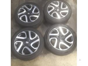 Used Set of sports wheels + winter tyres Renault Captur (2R) 0.9 Energy TCE 12V Price € 420,00 Margin scheme offered by Reclycar De Boer BV