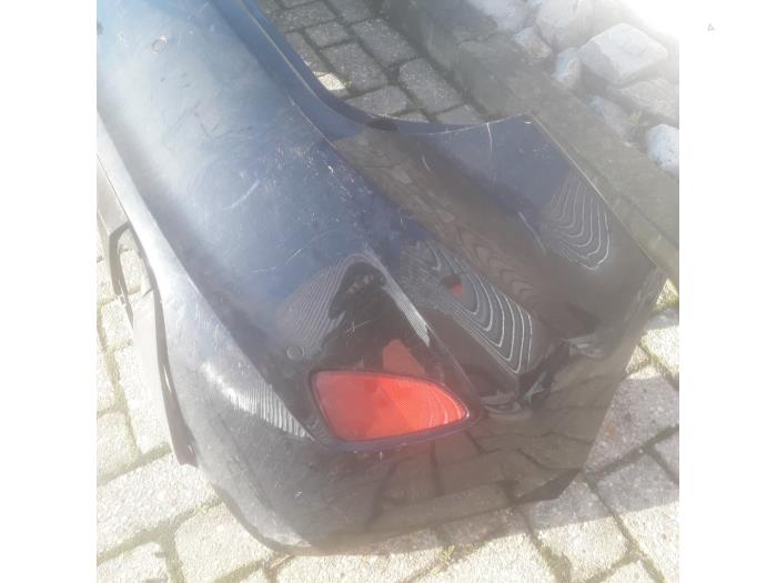 Zderzak tylny z Ford Fiesta 7 1.5 TDCi 85 2018