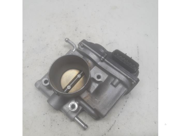 Używane Przepustnica Mazda 2 (DE) 1.3 16V S-VT High Power Cena € 26,25 Procedura marży oferowane przez Reclycar De Boer BV