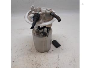 Used Electric fuel pump Mitsubishi Space Star (A0) 1.0 12V Price € 78,75 Margin scheme offered by Reclycar De Boer BV