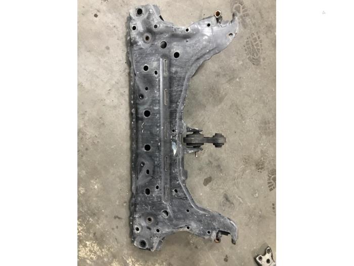 Begagnade Underram Mazda 2 (DE) 1.3 16V S-VT High Power Pris € 26,25 Marginaltabell erbjuds av Reclycar De Boer BV