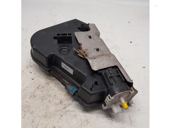 DPF fluid tank