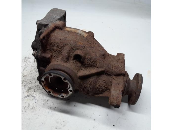 Rear differential from a BMW 1 serie (E87/87N) 116i 1.6 16V 2005