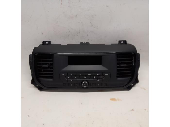 Peugeot Expert Radio control panels stock