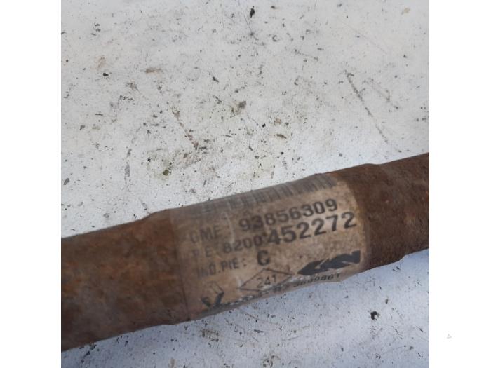 Front drive shaft, left Renault Trafic New 2.5 dCi 16V 145 8200452272