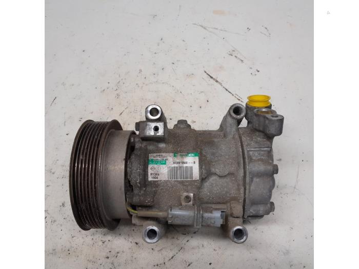 Air conditioning pump from a Renault Twingo II (CN) 1.2 16V 2013