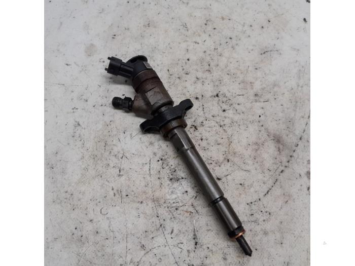 Usagé Injecteurs Peugeot 207 SW (WE/WU) 1.6 HDi 16V Prix € 73,50 Règlement à la marge proposé par Reclycar De Boer BV