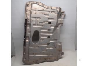 Used Engine protection panel Toyota GT 86 (ZN) 2.0 16V Price € 105,00 Margin scheme offered by Reclycar De Boer BV