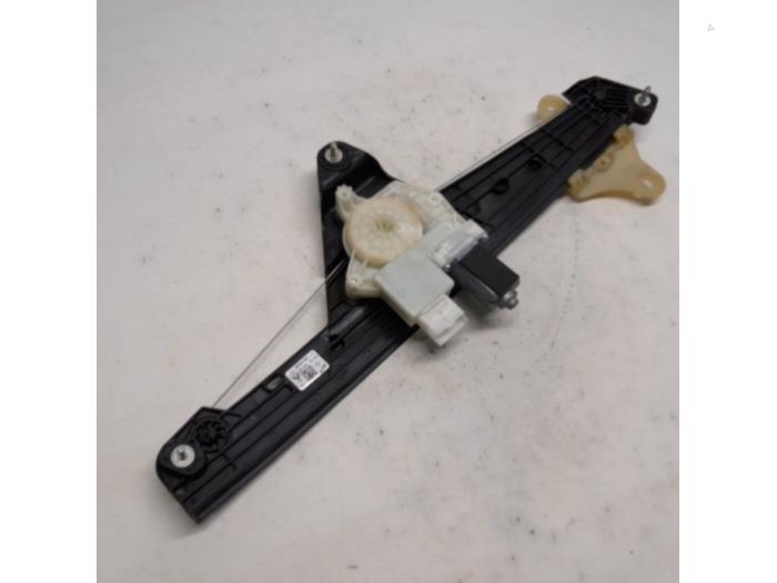 Window mechanism 4-door, front right from a Renault Clio V (RJAB) 1.0 TCe 90 12V 2021