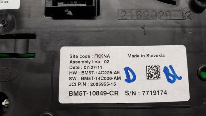 Compteur kilométrique KM d'un Ford C-Max (DXA) 1.6 TDCi 16V 2011