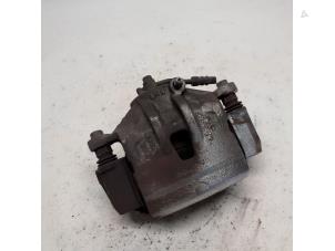 Used Front brake calliper, left Hyundai iX20 (JC) 1.4 CRDi 16V Price € 15,75 Margin scheme offered by Reclycar De Boer BV