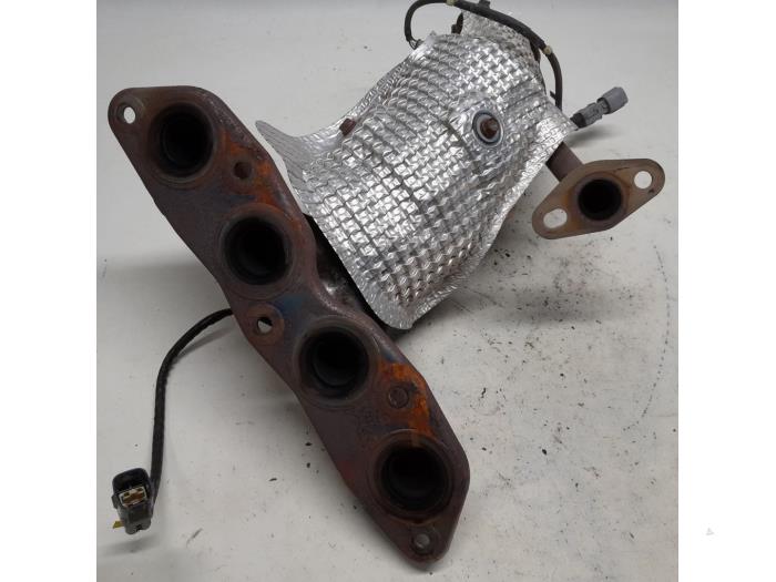 Catalytic converter Toyota Yaris III 1.5 16V Hybrid 21110 1NZFXE