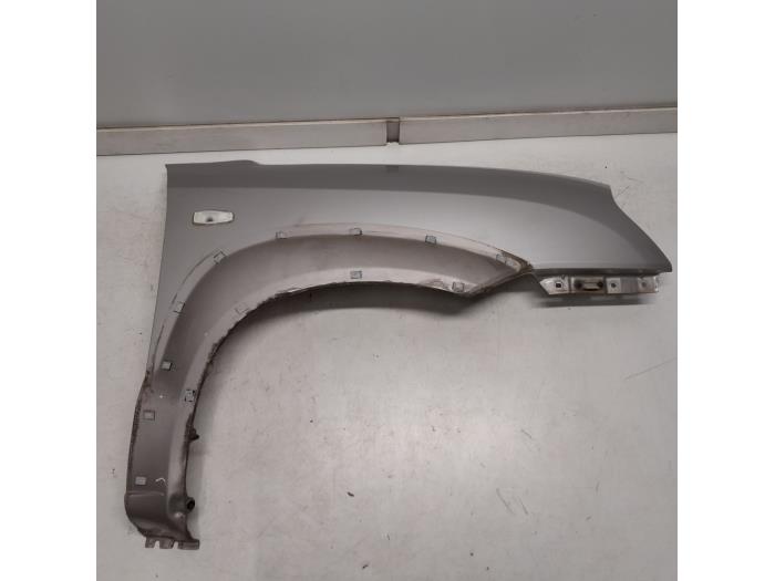 Front wing, right from a Hyundai Tucson (JM) 2.0 CRDi 16V 4x4 2005