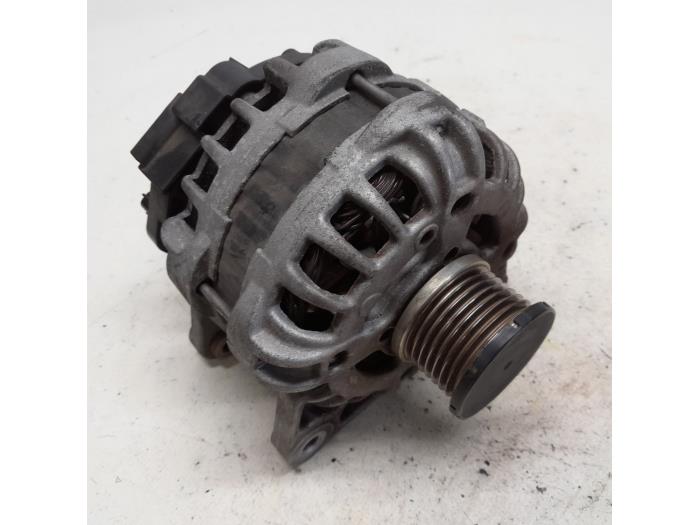 Dynamo from a Dacia Duster (HS) 1.6 SCe 115 16V 2016