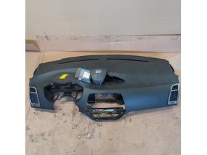 Usagé Kit + module airbag Hyundai i20 1.2i 16V Prix € 315,00 Règlement à la marge proposé par Reclycar De Boer BV