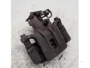 Used Rear brake calliper, left Hyundai iX20 (JC) 1.4 CRDi 16V Price € 42,00 Margin scheme offered by Reclycar De Boer BV