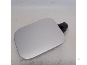 Used Tank cap cover Toyota Avensis Wagon (T27) 2.2 16V D-4D-F 150 Price € 36,75 Margin scheme offered by Reclycar De Boer BV