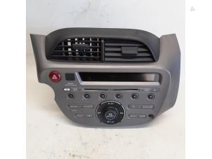 Gebrauchte Radio CD Spieler Honda Jazz (GE6/GE8/GG/GP) 1.4 VTEC 16V Preis € 94,50 Margenregelung angeboten von Reclycar De Boer BV