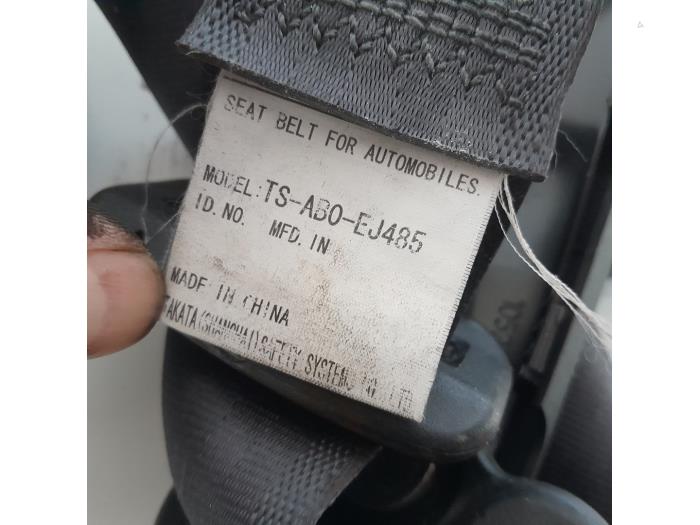 Pas bezpieczenstwa prawy tyl z Honda Jazz (GE6/GE8/GG/GP) 1.4 VTEC 16V 2009