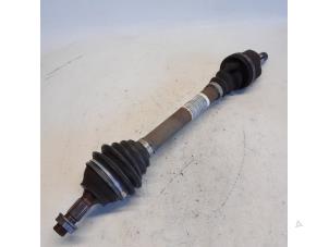 Used Front drive shaft, left Peugeot 3008 I (0U/HU) 1.6 HDiF 16V Price € 78,75 Margin scheme offered by Reclycar De Boer BV