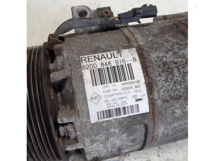 Bomba de aire acondicionado de un Renault Master IV (FV) 2.3 dCi 125 16V FWD 2019