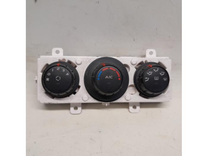 Renault Master 3 Radiator Fan Control Module Heater control panel Renault Master III 2.3 dCi 125 16V FWD - 213834 DENSO