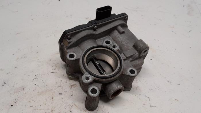 Gebrauchte Drosselklappengehäuse Renault Megane III Berline (BZ) 1.4 16V TCe 130 Preis € 26,25 Margenregelung angeboten von Reclycar De Boer BV