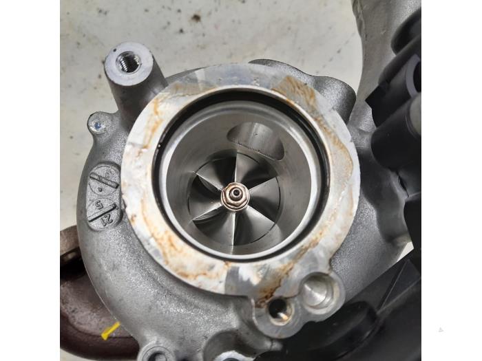 Gebrauchte Turbo Volkswagen Passat (3G2) 1.5 TSI 16V Preis € 262,50 Margenregelung angeboten von Reclycar De Boer BV