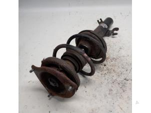 Used Front shock absorber, right BMW Mini One/Cooper (R50) 1.6 16V One Price € 36,75 Margin scheme offered by Reclycar De Boer BV