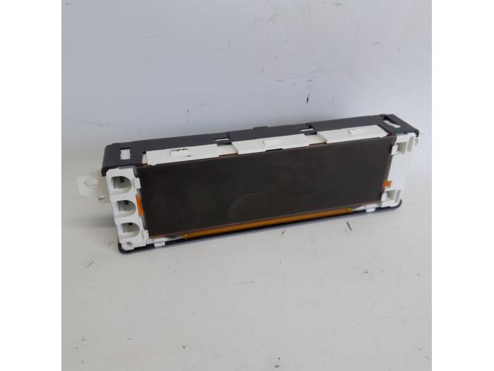 Begagnade Innerdisplay Peugeot Partner (GC/GF/GG/GJ/GK) 1.6 HDI 75 Phase 2 Pris € 52,50 Marginaltabell erbjuds av Reclycar De Boer BV