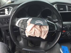 Używane Kierownica Citroen C4 Berline (NC) 1.6 16V GT THP Cena € 73,50 Procedura marży oferowane przez Reclycar De Boer BV