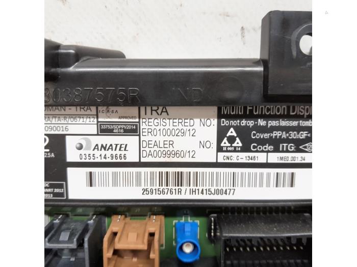 Display Multi Media control unit from a Renault Captur (2R) 1.2 TCE 16V EDC 2015
