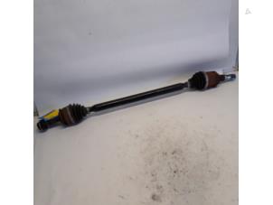 Used Front drive shaft, right Opel Astra K 1.6 CDTI 110 16V Price € 157,50 Margin scheme offered by Reclycar De Boer BV