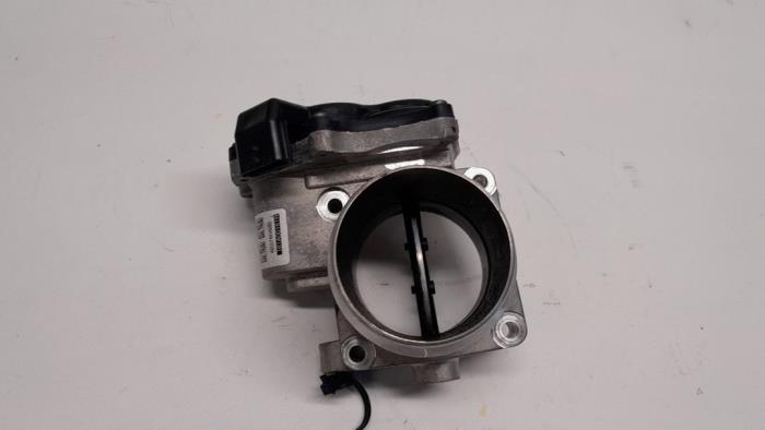 Throttle body from a Renault Master IV (MA/MB/MC/MD/MH/MF/MG/MH) 2.3 dCi 135 16V FWD 2022