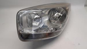 Used Headlight, left Kia Venga 1.4 CVVT 16V Price € 131,25 Margin scheme offered by Reclycar De Boer BV