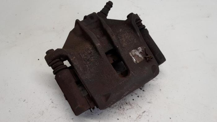 Gebrauchte Bremszange links vorne Citroen C3 (SC) 1.2 VTi 82 12V Preis € 15,75 Margenregelung angeboten von Reclycar De Boer BV
