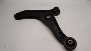 Used Front lower wishbone, right Renault Master IV (MA/MB/MC/MD/MH/MF/MG/MH) 2.3 dCi 135 16V FWD Price € 78,75 Margin scheme offered by Reclycar De Boer BV