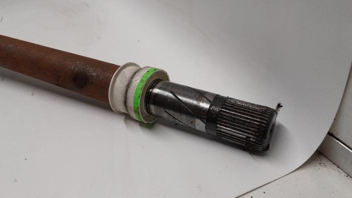 Front drive shaft, left from a Renault Master IV (MA/MB/MC/MD/MH/MF/MG/MH) 2.3 dCi 135 16V FWD 2022