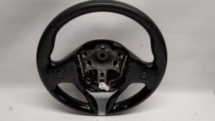 Used Steering wheel Renault Clio IV (5R) 1.5 Energy dCi 90 FAP Price € 73,50 Margin scheme offered by Reclycar De Boer BV