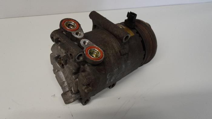 Air conditioning pump from a Ford Focus 2 Wagon 2.0 16V 2007