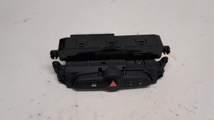 Innerdisplay Hyundai iX20 (JC), 2010 / 2019 1.4 CRDi 16V, SUV, Diesel, 1.396cc, 66kW (90pk), FWD, D4FC, 2010-11 / 2019-07, JCF5D1; JCF5D2; JCF5DA; JCF5DB (Begagnad)