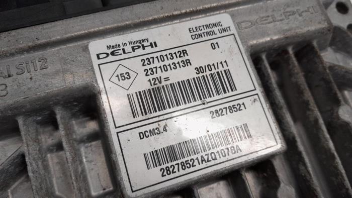 Injection computer from a Renault Twingo II (CN) 1.5 dCi 90 FAP 2011