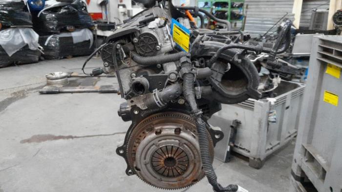 Engine from a Seat Ibiza IV SC (6J1) 1.4 16V 2012