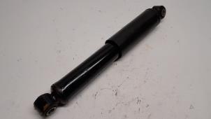 Used Rear shock absorber, right Citroen Jumper (U9) 2.2 Blue HDi 120 Price € 52,50 Margin scheme offered by Reclycar De Boer BV