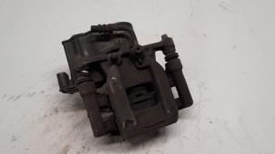 Used Rear brake calliper, left Citroen C4 Grand Picasso (3A) 2.0 Blue HDI 150 Price € 78,75 Margin scheme offered by Reclycar De Boer BV